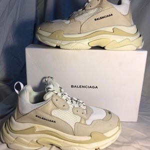 Balenciaga TRIPLE S WHITE  size 10,5